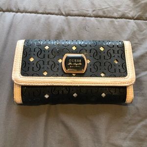 Small Guess Wallet